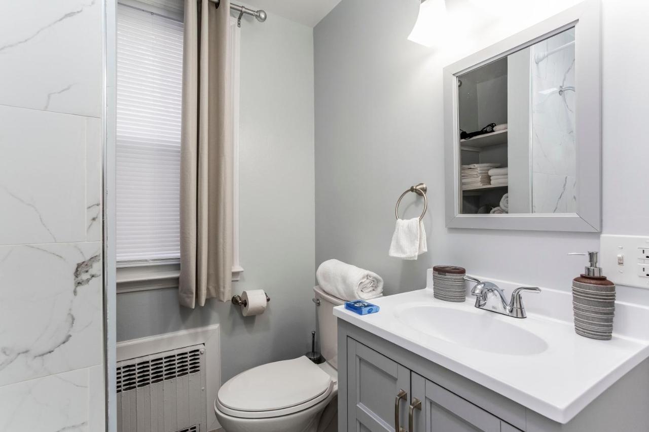 2 Bedroom Apartment Near Bristol Center Екстериор снимка